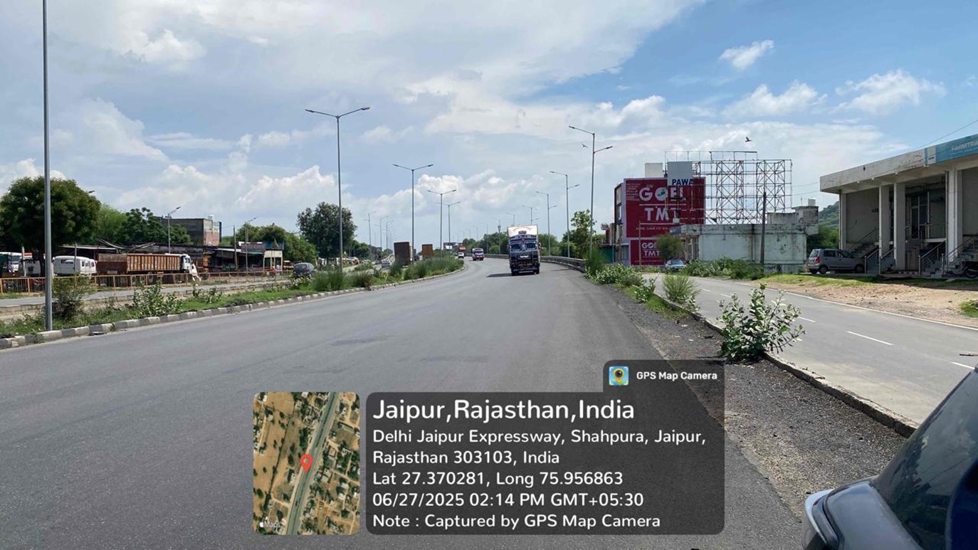 Hoarding image 115