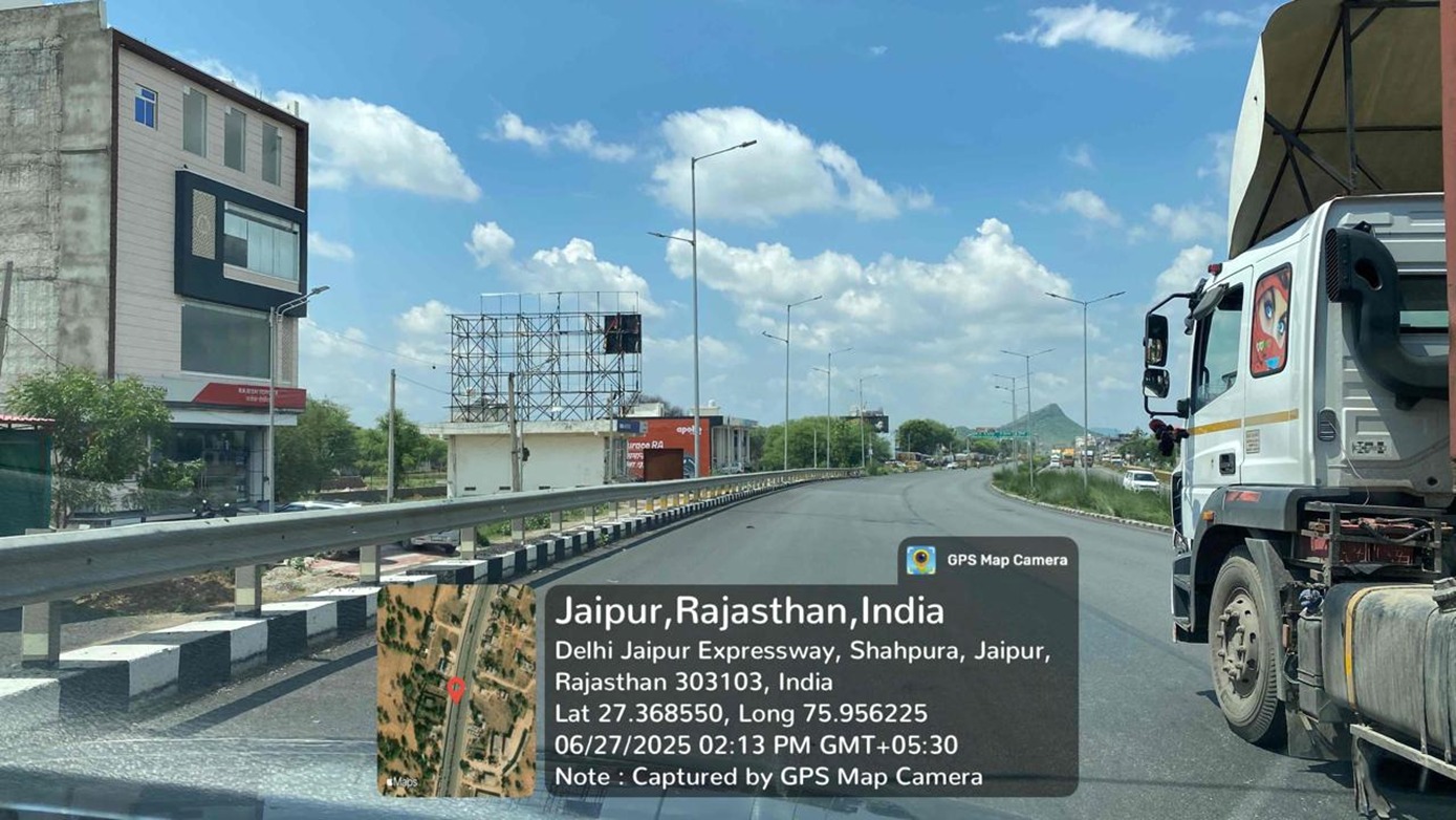 Hoarding image 114