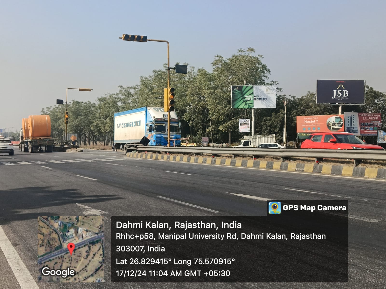 Hoarding image 60